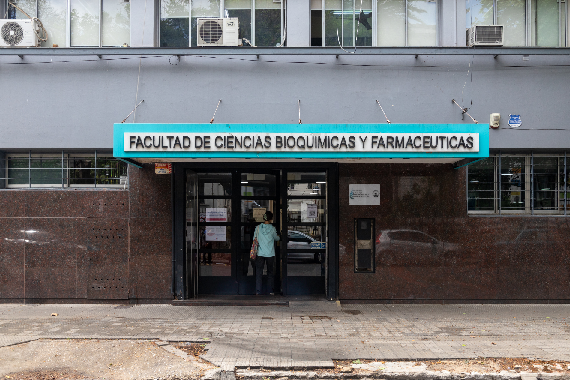 Asamblea de claustro docente de la Facultad de Ciencias Bioquímicas y Farmacéuticas