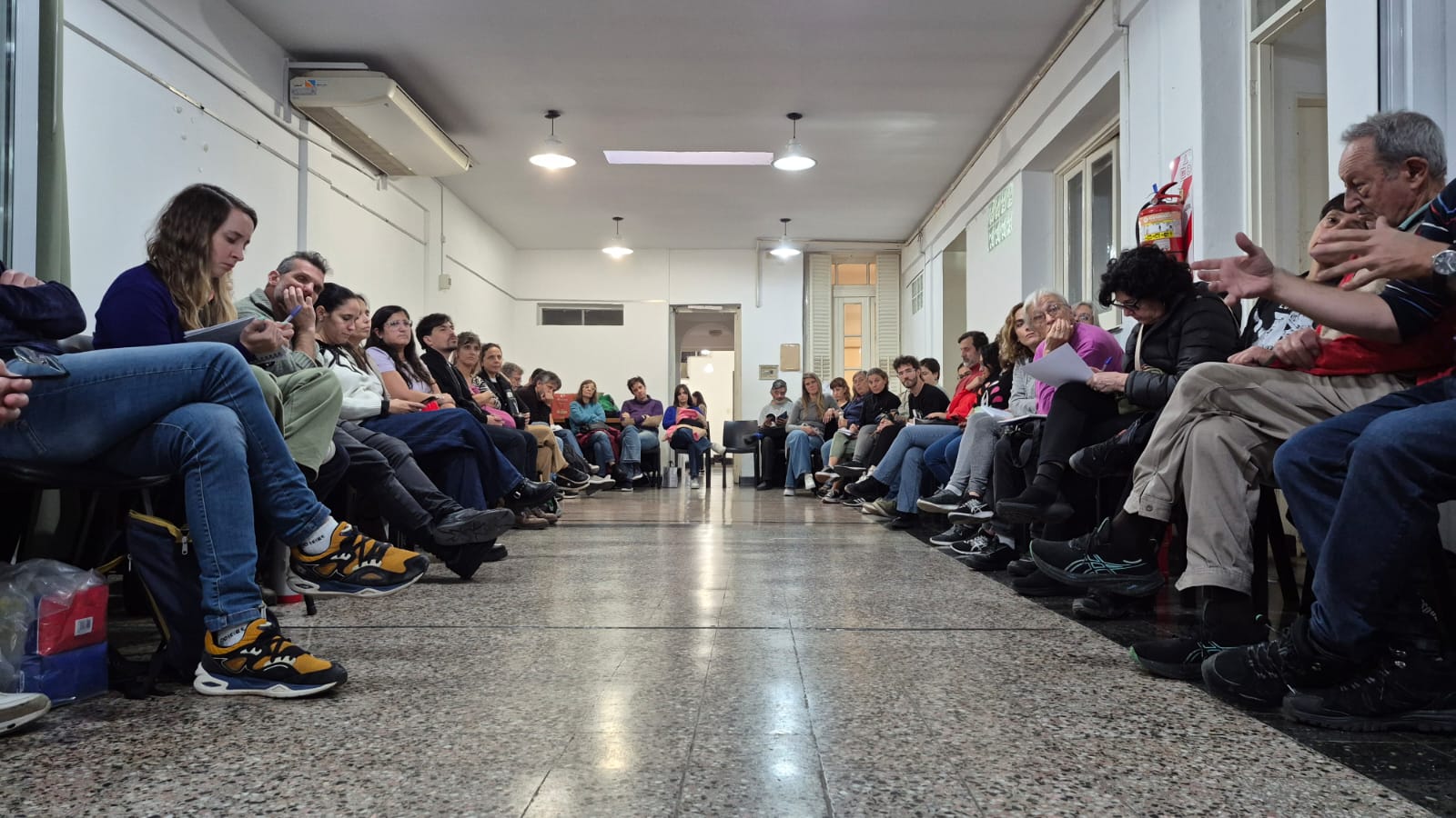 Resoluciones de la Asamblea Docente del 28 de abril